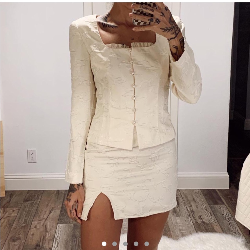 Vintage cream two piece suit skirt set with pearl accents